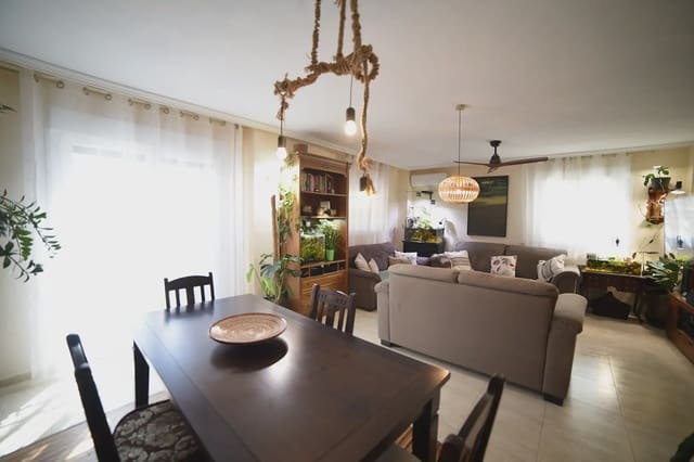 3 sypialnia Dom blizniak na sprzedaż w Seseña z basenem garażem - 256 000 € (Ref: 9981178)