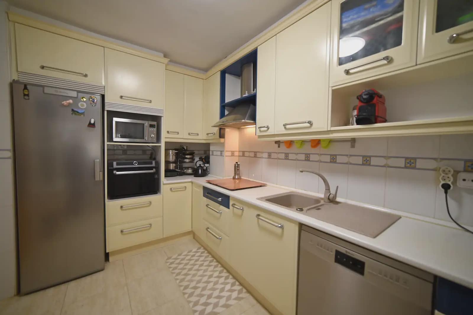 3 slaapkamer Halfvrijstaande villa te koop in Sesena met zwembad garage - € 256.000 (Ref: 9981178)