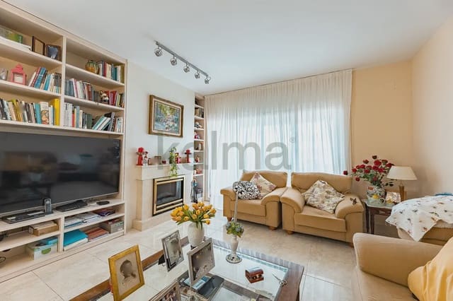 4 soveværelse Villa til salg i El Vendrell med garage - € 242.696 (Ref: 9981180)