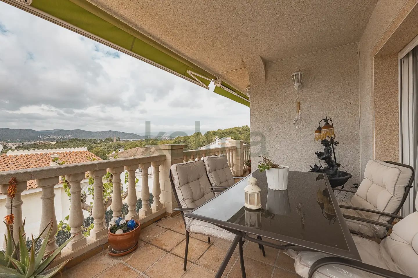 4 soverom Villa til salgs i El Vendrell med garasje - € 242 696 (Ref: 9981180)
