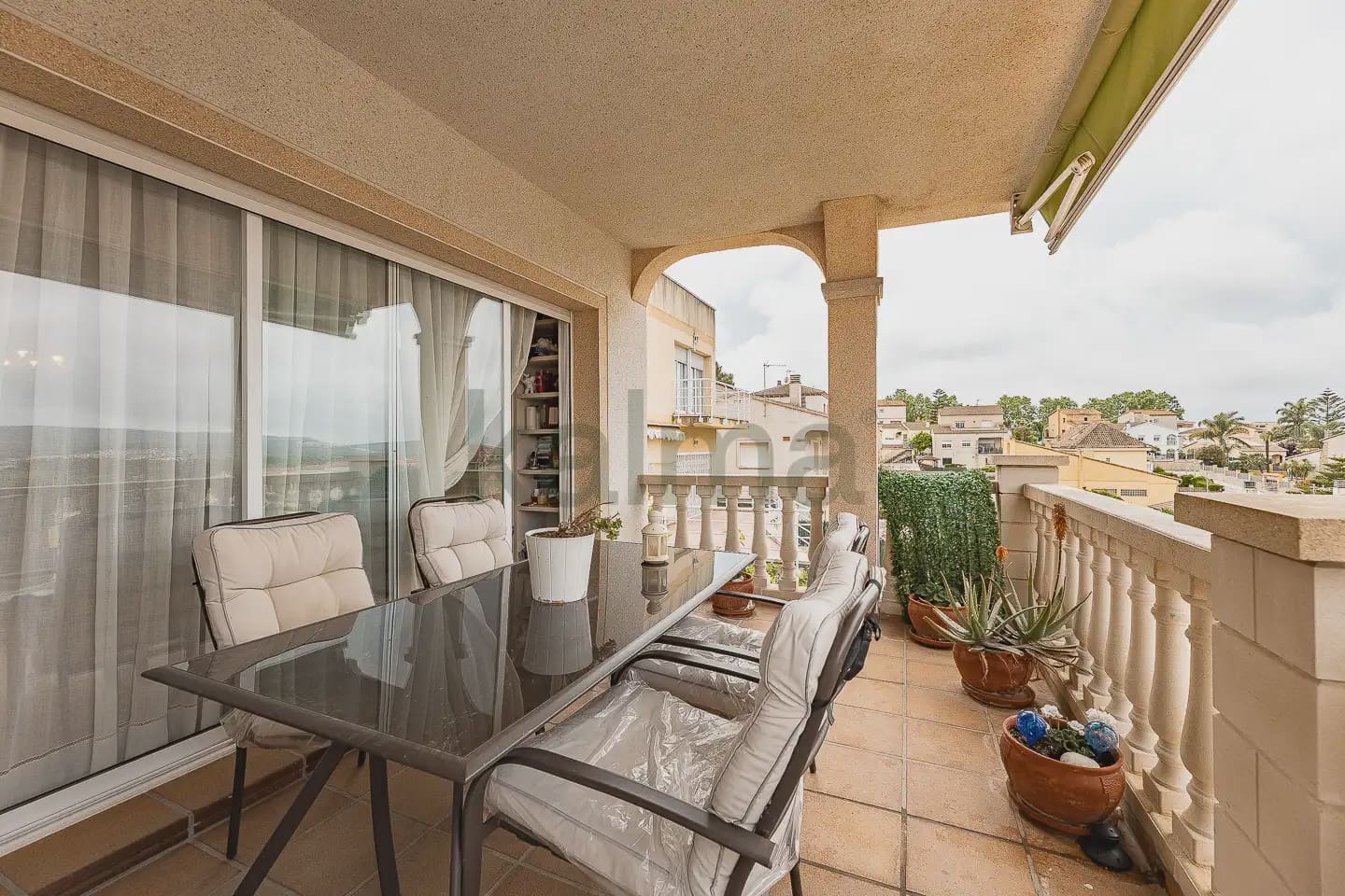 4 soverom Villa til salgs i El Vendrell med garasje - € 242 696 (Ref: 9981180)