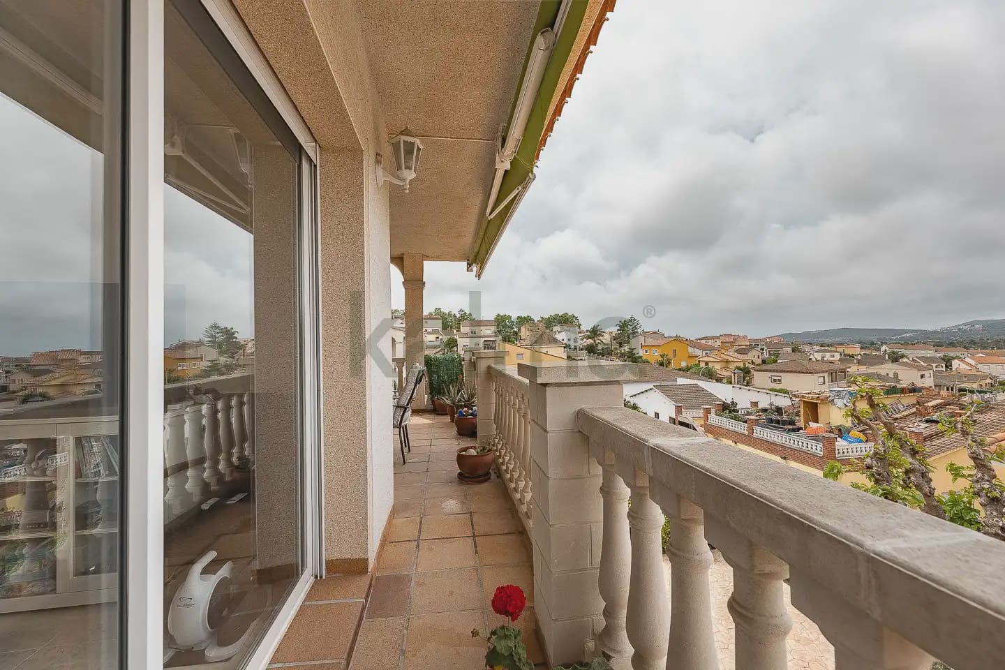 4 soverom Villa til salgs i El Vendrell med garasje - € 242 696 (Ref: 9981180)