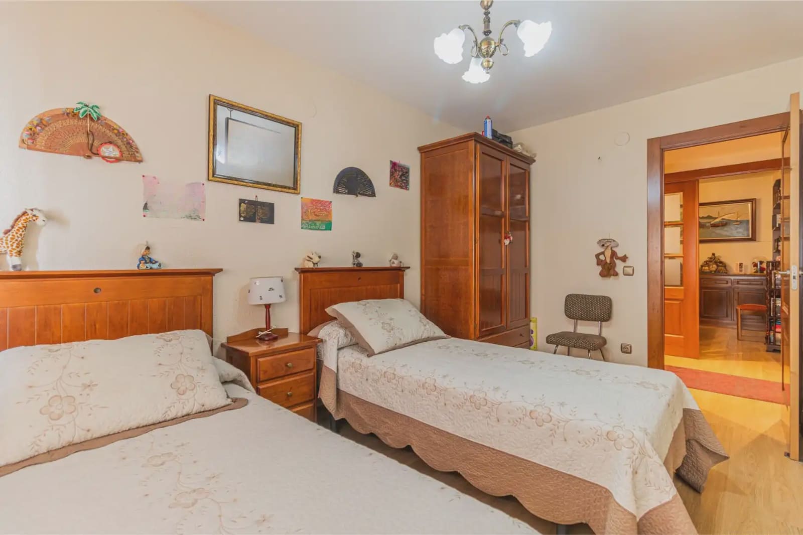 4 slaapkamer Flat te koop in Zaragoza stad met garage - € 199.850 (Ref: 9981182)