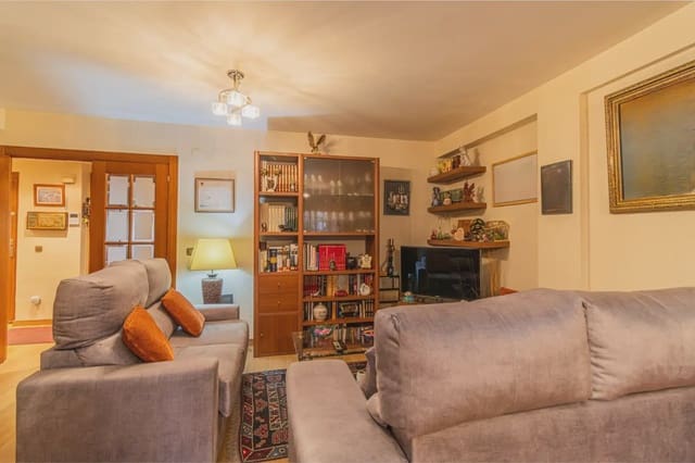 Piso de 4 habitaciones en Zaragoza ciudad en venta con garaje - 199.850 € (Ref: 9981182)