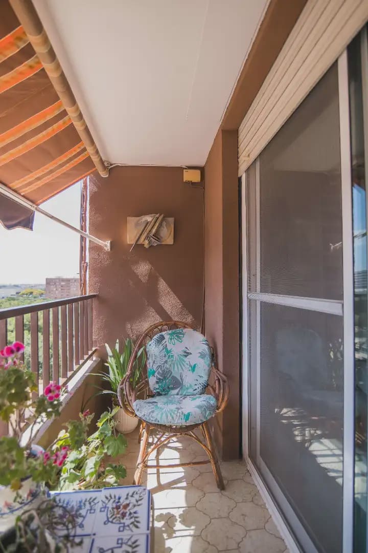 4 Zimmer Wohnung zu verkaufen in Valencia Stadt - 165.093 € (Ref: 9981188)