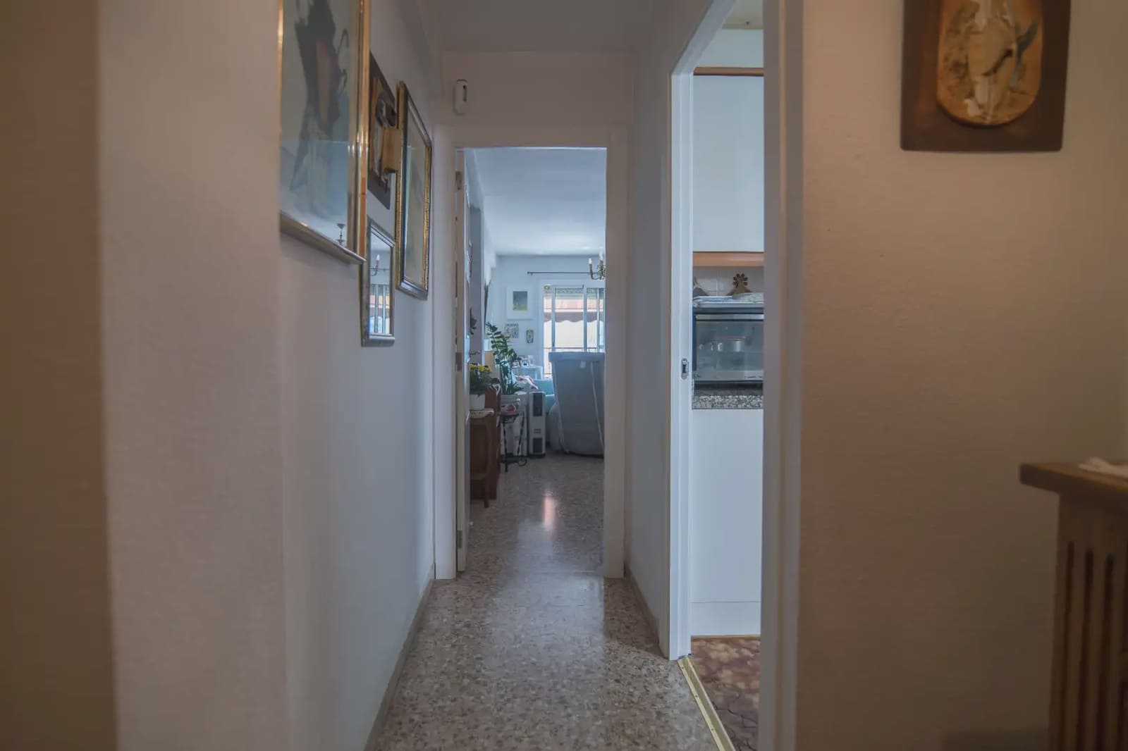 4 Zimmer Wohnung zu verkaufen in Valencia Stadt - 165.093 € (Ref: 9981188)