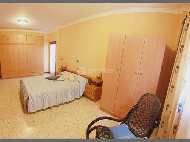 6 bedroom Villa for sale in Santa Brigida with garage - € 406,370 (Ref: 9981190)
