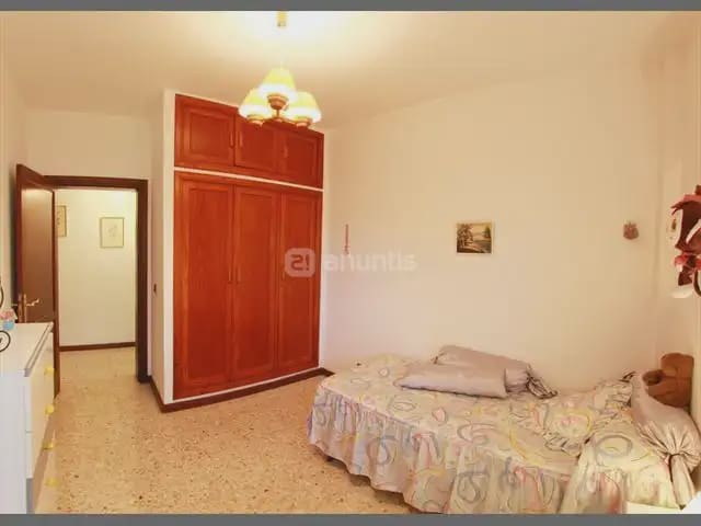 6 bedroom Villa for sale in Santa Brigida with garage - € 406,370 (Ref: 9981190)