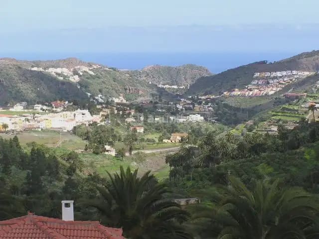 6 bedroom Villa for sale in Santa Brigida with garage - € 406,370 (Ref: 9981190)