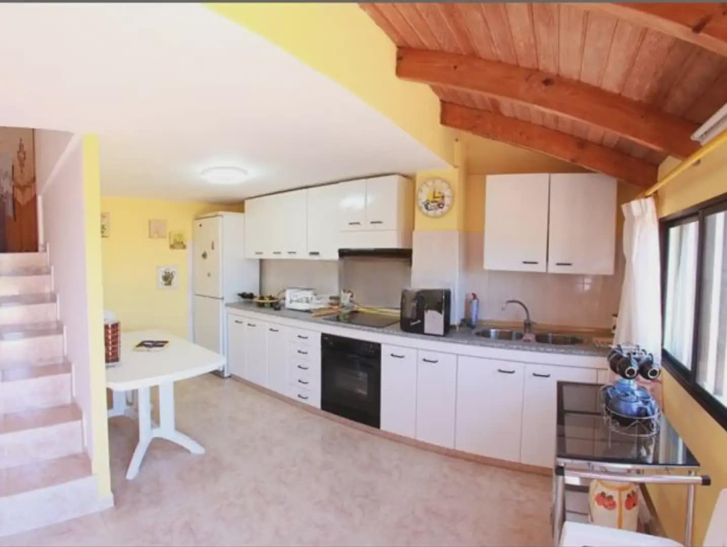 6 bedroom Villa for sale in Santa Brigida with garage - € 406,370 (Ref: 9981190)