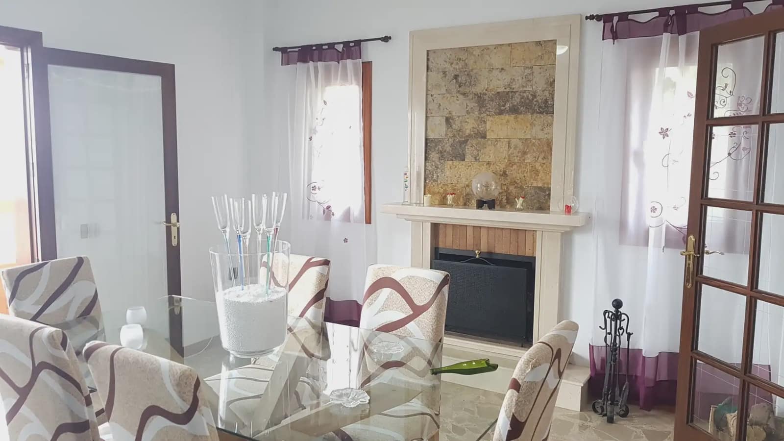 6 bedroom Villa for sale in Santa Brigida with garage - € 406,370 (Ref: 9981190)