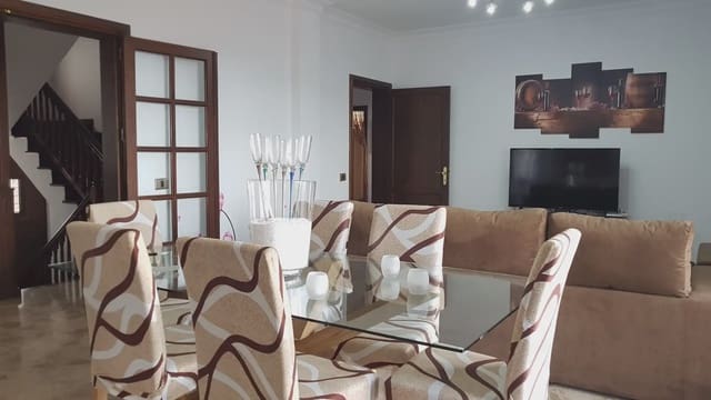 6 sovrum Villa till salu i Santa Brígida med garage - 406 370 € (Ref: 9981190)