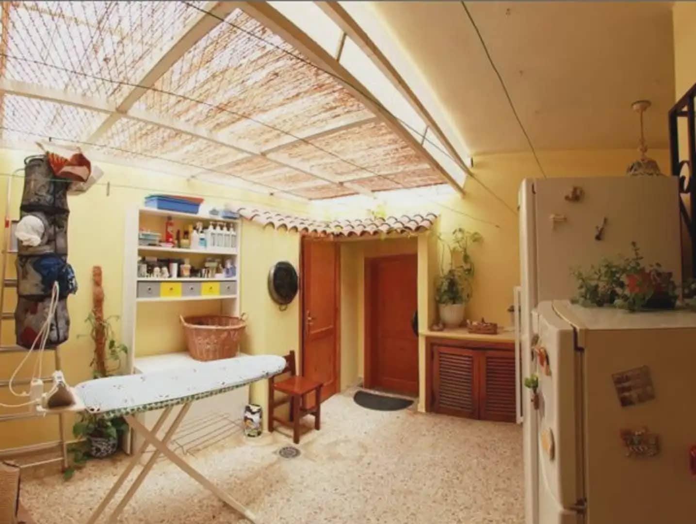 6 bedroom Villa for sale in Santa Brigida with garage - € 406,370 (Ref: 9981190)