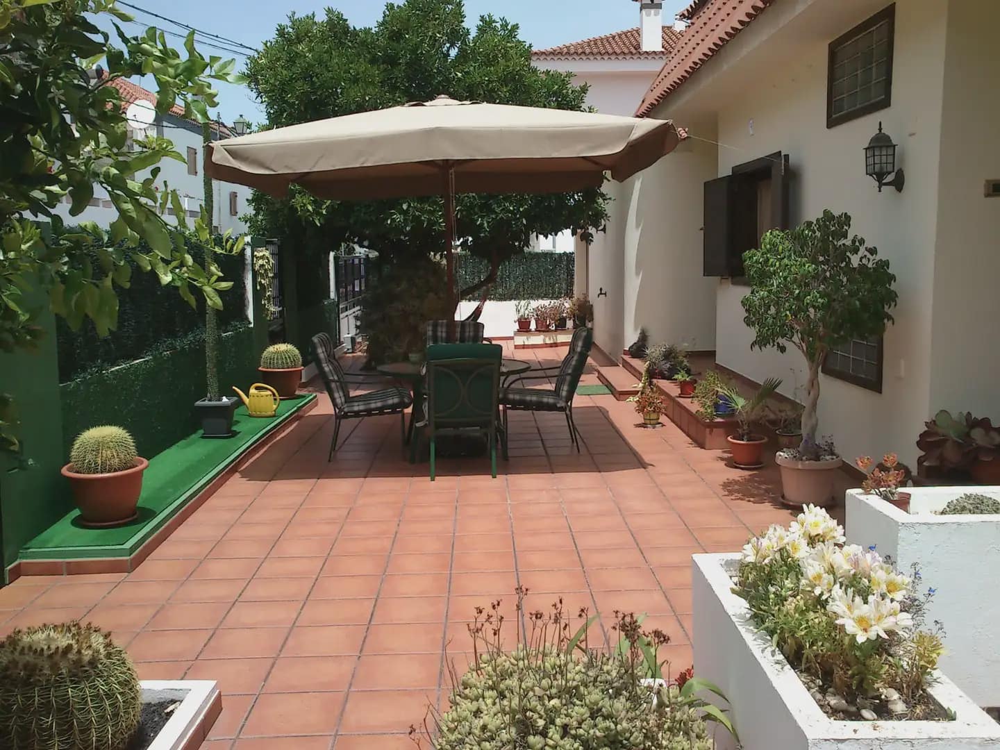 6 bedroom Villa for sale in Santa Brigida with garage - € 406,370 (Ref: 9981190)