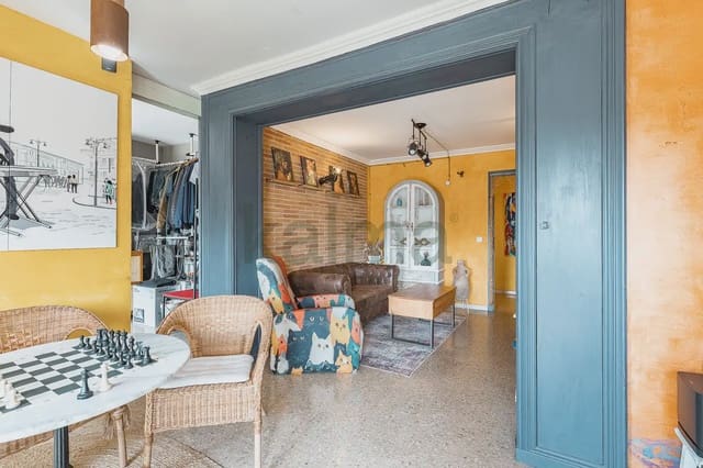 3 slaapkamer Flat te koop in Vilanova i la Geltrú met garage - € 186.588 (Ref: 9981191)