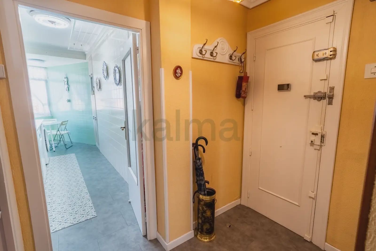 Piso de 3 habitaciones en Gijón en venta - 95.000 € (Ref: 9981193)