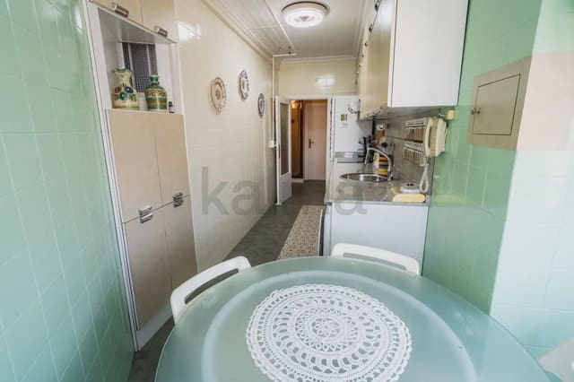 Piso de 3 habitaciones en Centro Urbano, Gijón en venta - 95.000 € (Ref: 9981193)