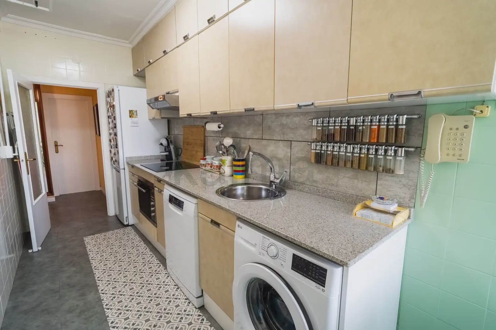 Piso de 3 habitaciones en Gijón en venta - 95.000 € (Ref: 9981193)