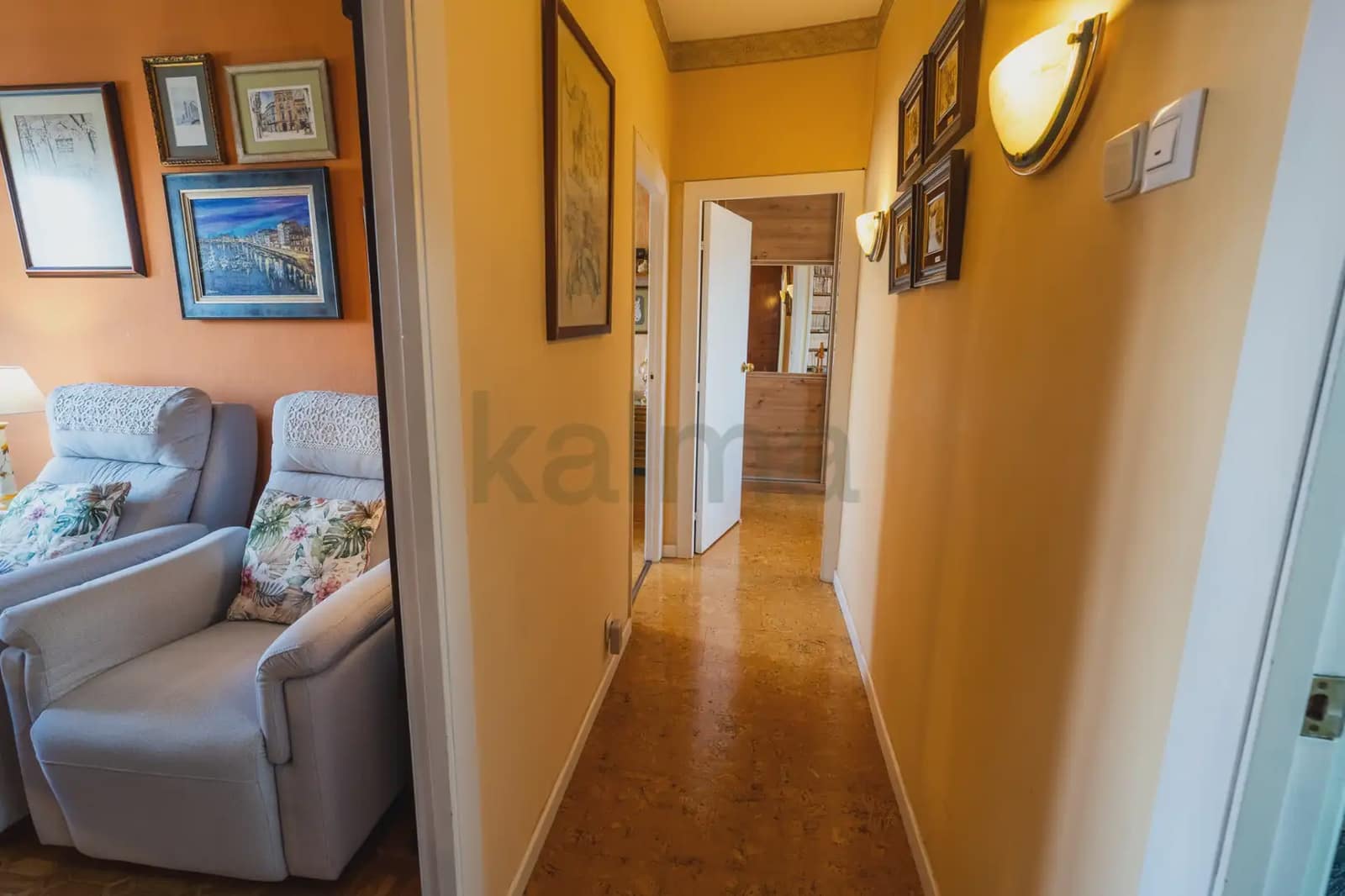 Piso de 3 habitaciones en Gijón en venta - 95.000 € (Ref: 9981193)