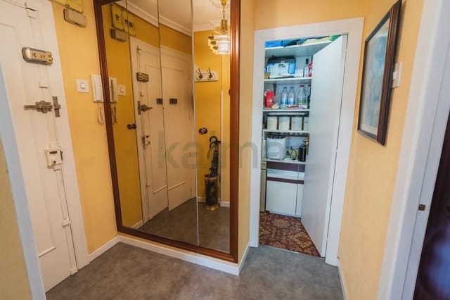 Piso de 3 habitaciones en Centro Urbano, Gijón en venta - 95.000 € (Ref: 9981193)