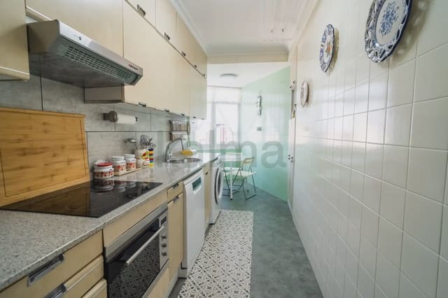 Piso de 3 habitaciones en Centro Urbano, Gijón en venta - 95.000 € (Ref: 9981193)