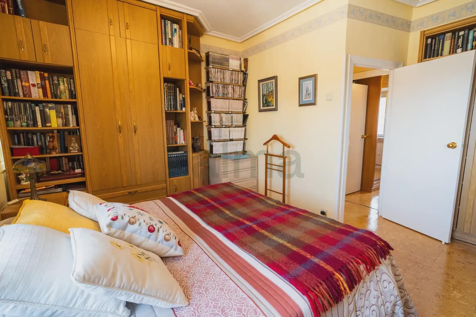 Piso de 3 habitaciones en Gijón en venta - 95.000 € (Ref: 9981193)