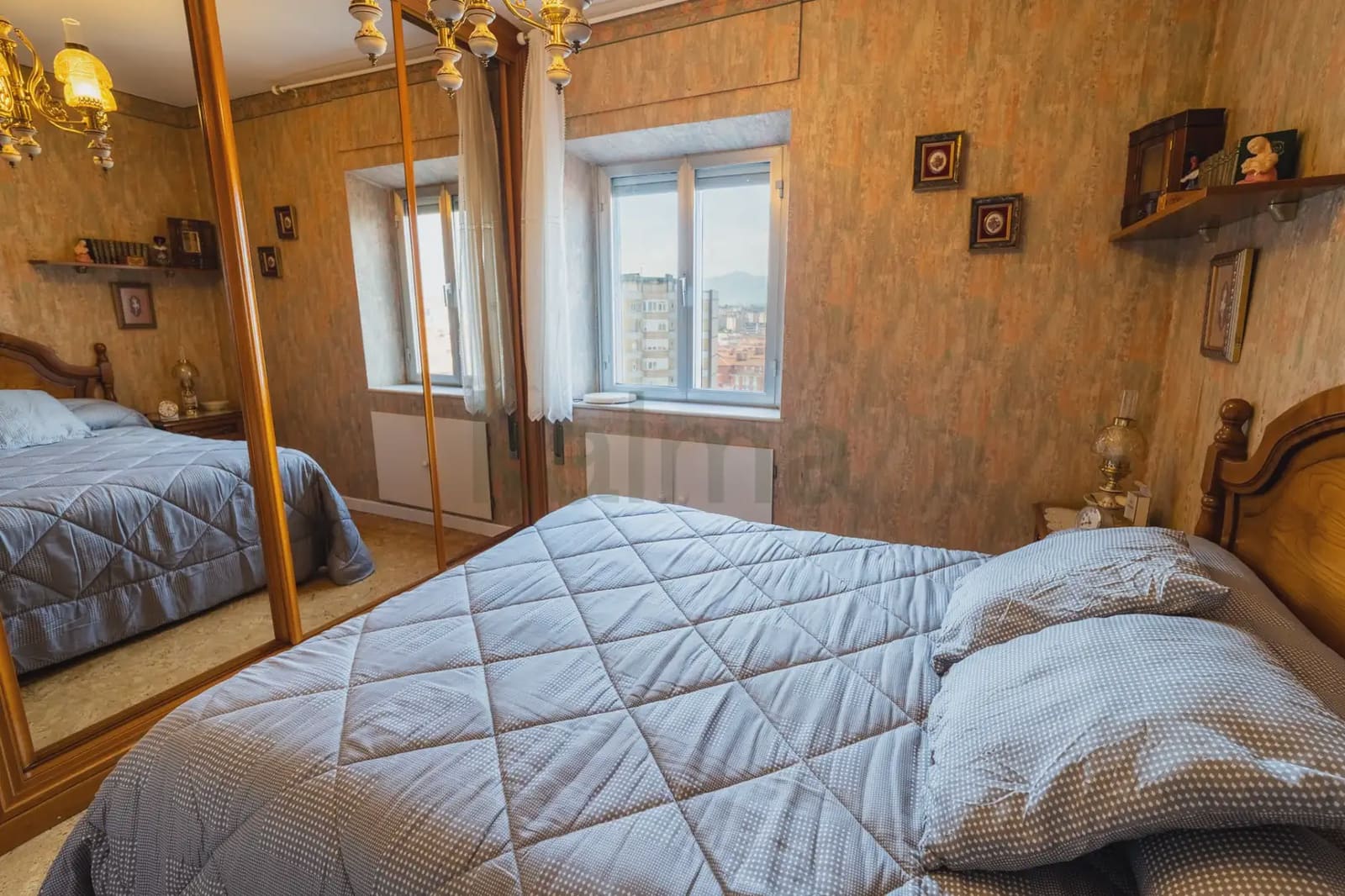 Piso de 3 habitaciones en Gijón en venta - 95.000 € (Ref: 9981193)