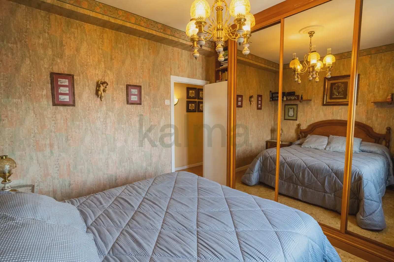 Piso de 3 habitaciones en Gijón en venta - 95.000 € (Ref: 9981193)