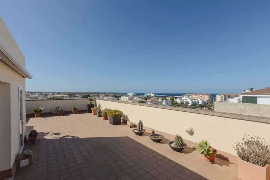 3 soverom Leilighet til salgs i Ciutadella de Menorca med garasje - € 242 506 (Ref: 9981204)