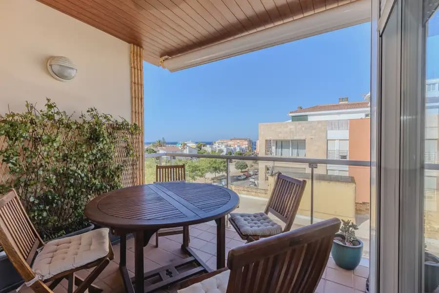 3 soverom Leilighet til salgs i Ciutadella de Menorca med garasje - € 242 506 (Ref: 9981204)