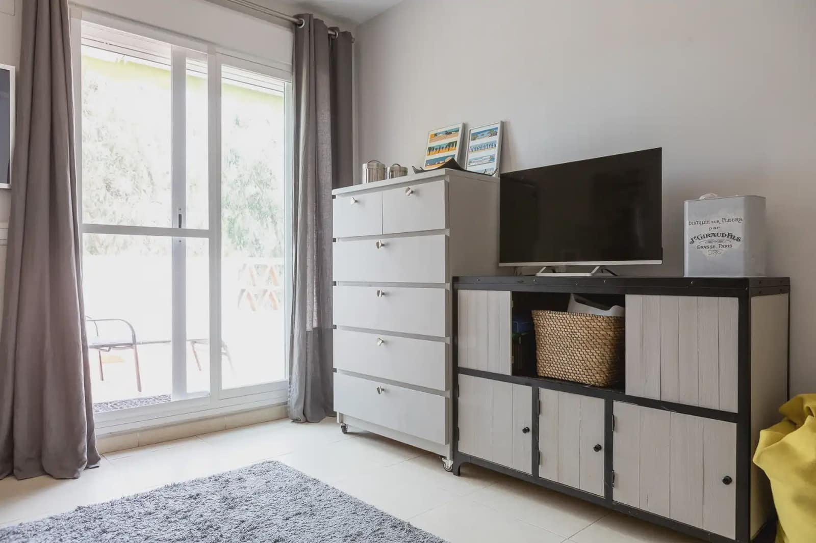 Piso de 2 habitaciones en Benalmádena en venta con piscina garaje - 259.316 € (Ref: 9981206)