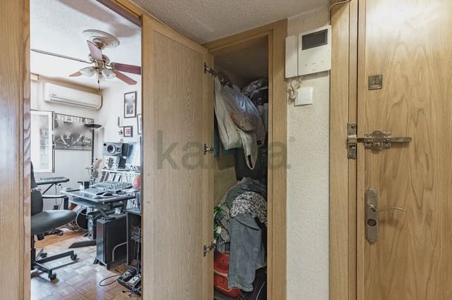 Piso de 3 habitaciones en Valdezarza, Madrid ciudad en venta - 225.891 € (Ref: 9981207)