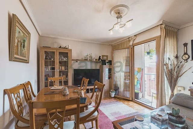Piso de 3 habitaciones en Valdezarza, Madrid ciudad en venta - 225.891 € (Ref: 9981207)