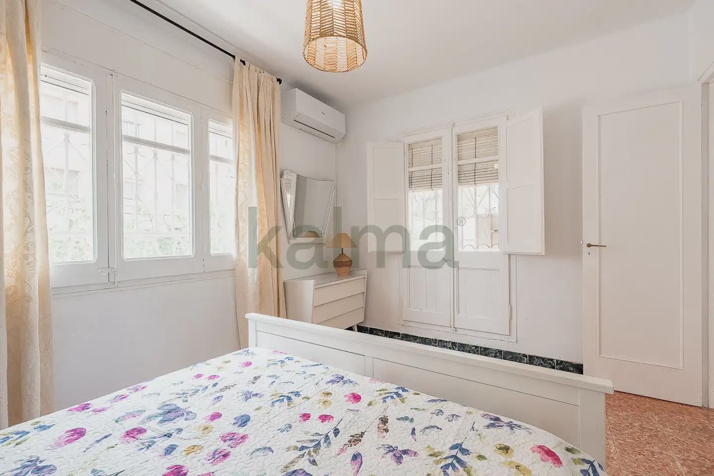 4 bedroom Villa for sale in Mont-roig del Camp with garage - € 250,421 (Ref: 9981208)