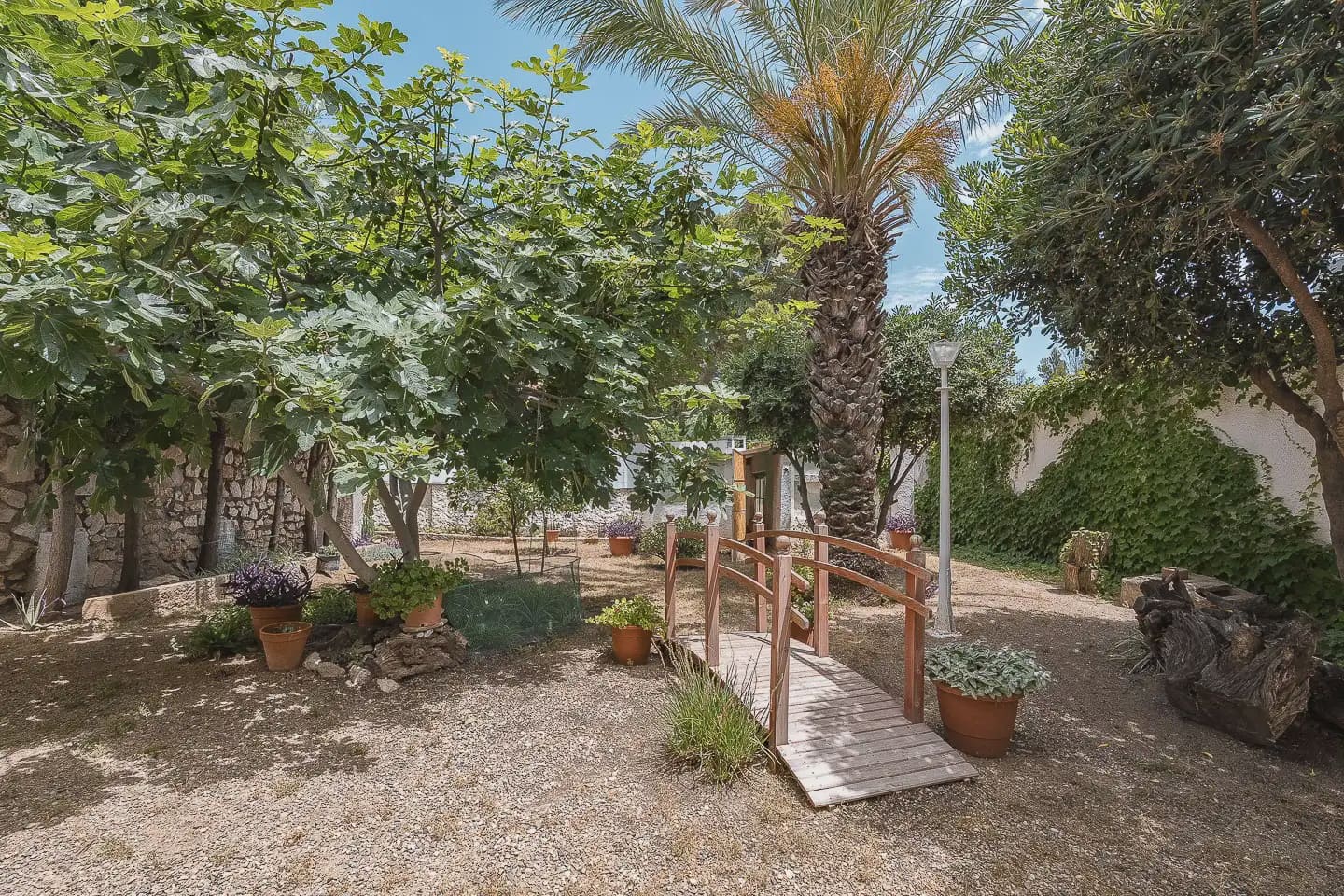4 bedroom Villa for sale in Mont-roig del Camp with garage - € 250,421 (Ref: 9981208)