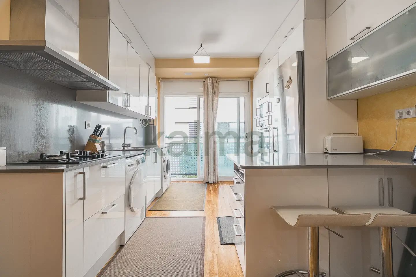 4 slaapkamer Flat te koop in Barcelona stad - € 406.074 (Ref: 9981209)