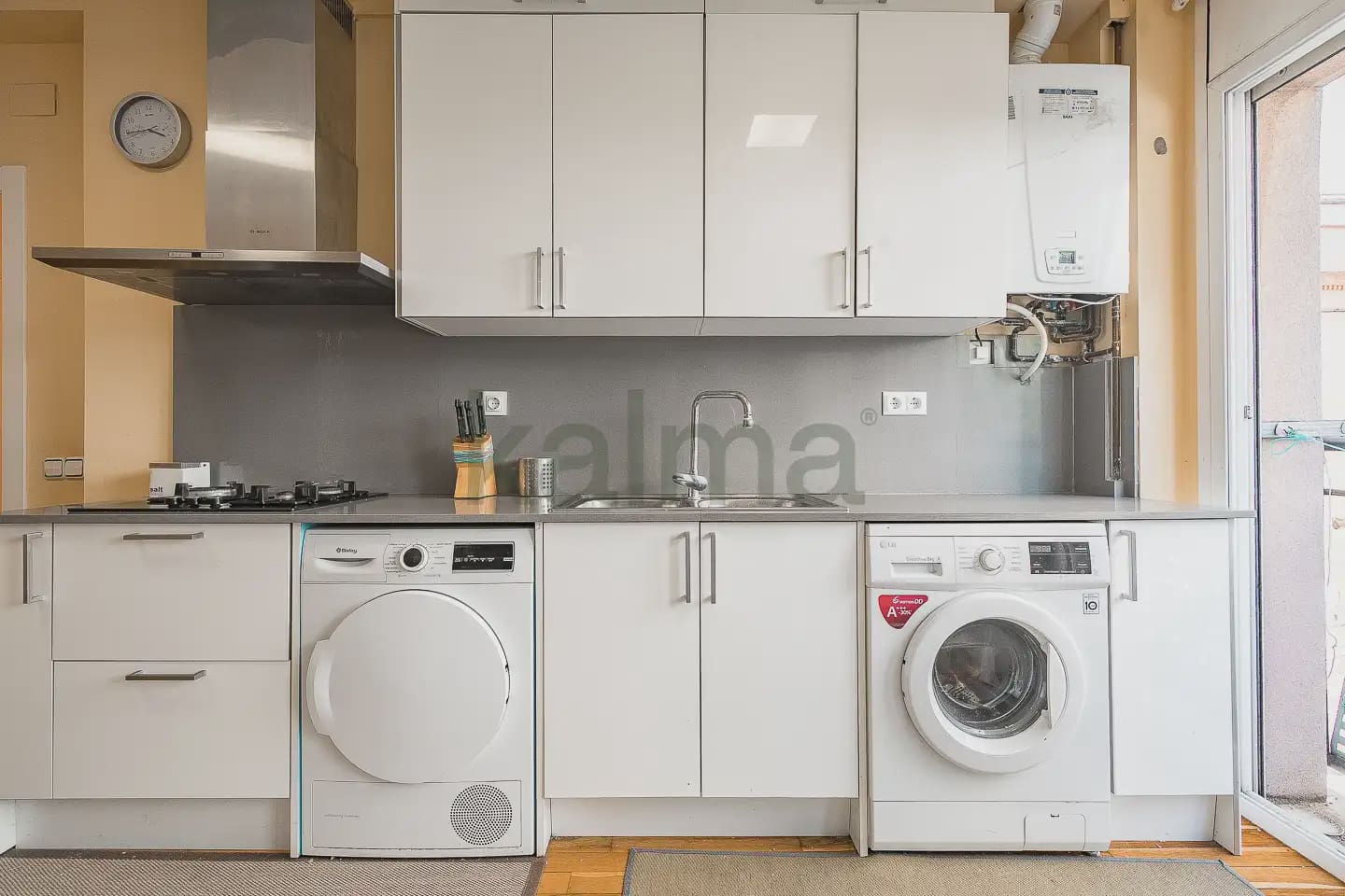 4 slaapkamer Flat te koop in Barcelona stad - € 406.074 (Ref: 9981209)