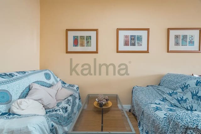 4 slaapkamer Flat te koop in El Poblenou, Barcelona stad - € 406.074 (Ref: 9981209)