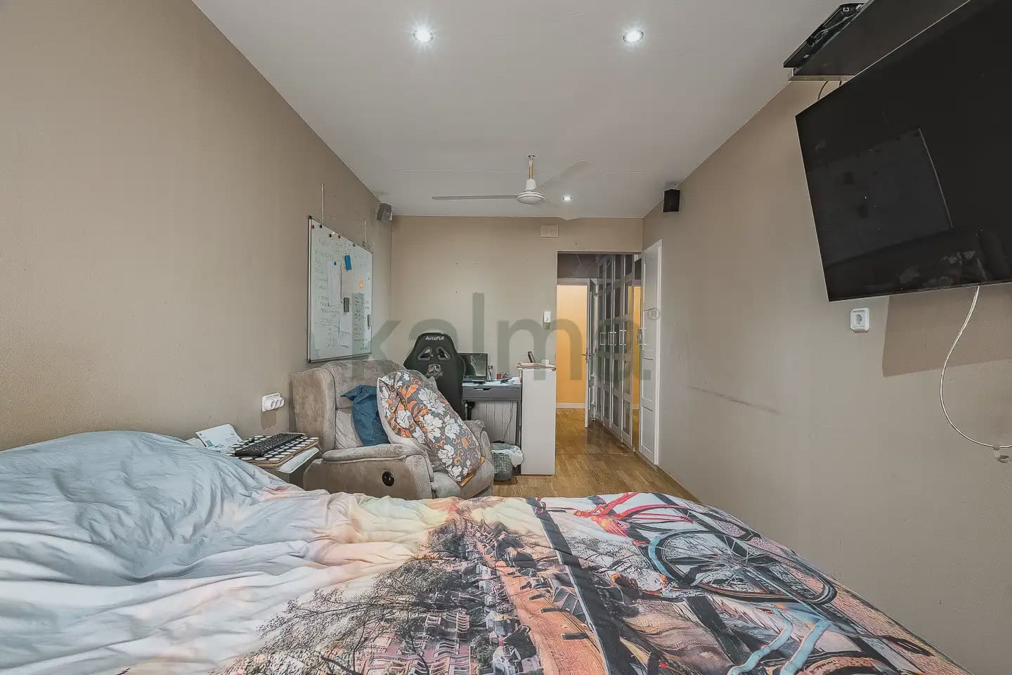 4 slaapkamer Flat te koop in Barcelona stad - € 406.074 (Ref: 9981209)