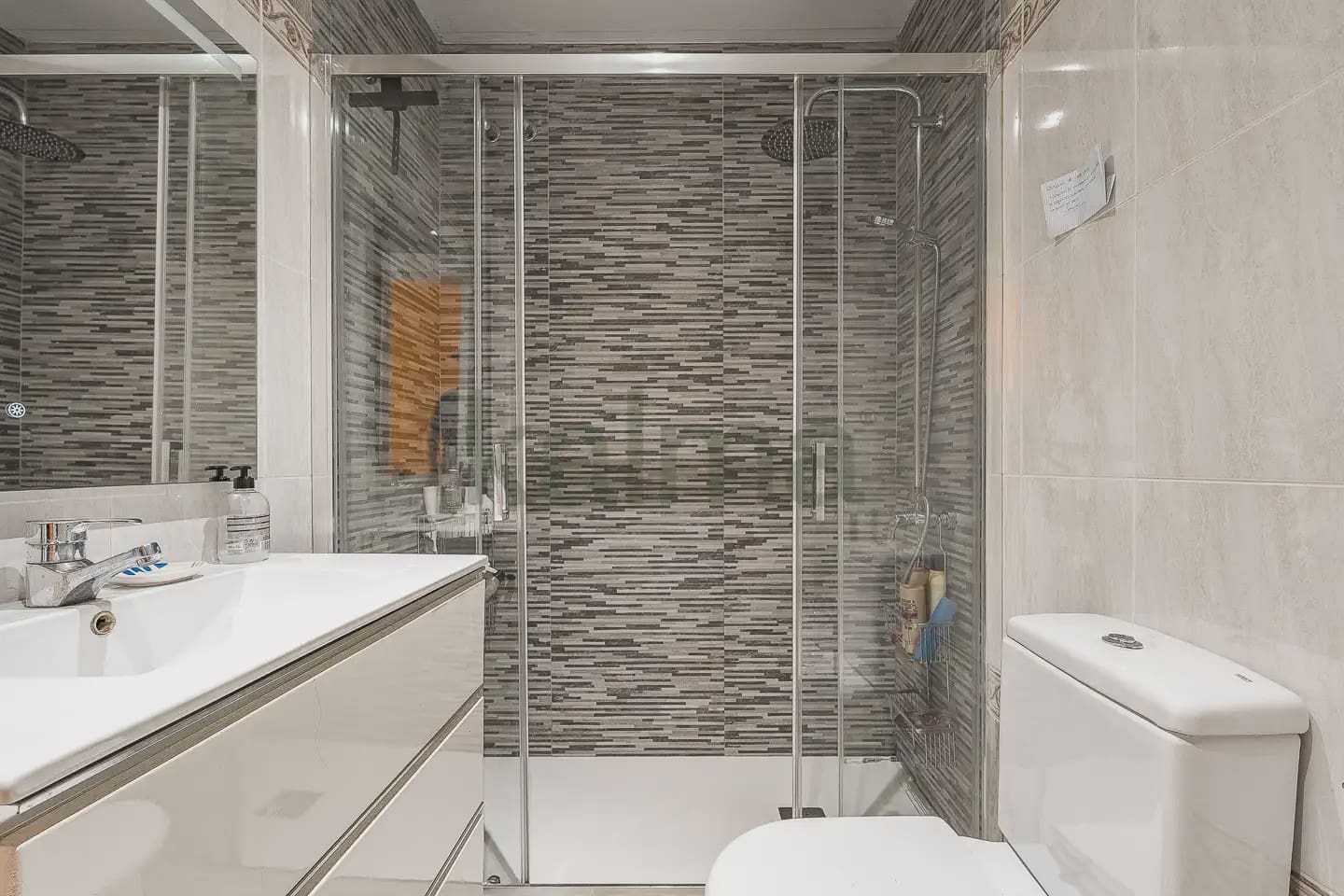 4 slaapkamer Flat te koop in Barcelona stad - € 406.074 (Ref: 9981209)