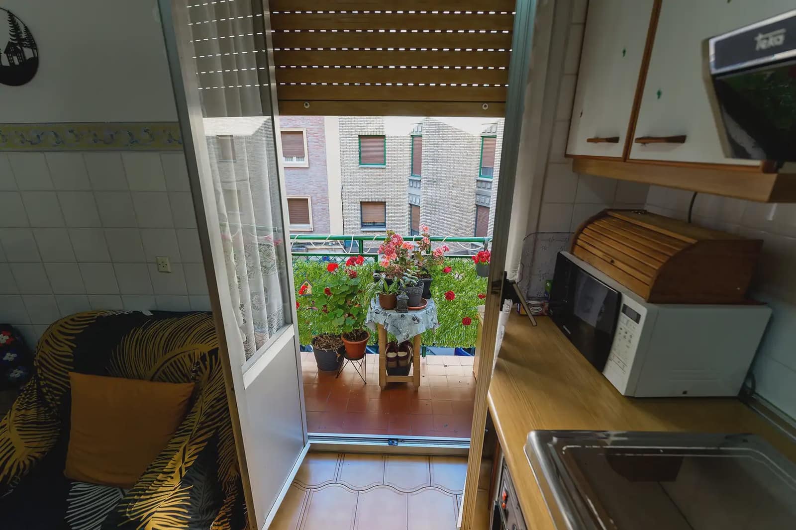 Piso de 2 habitaciones en Vitoria-Gasteiz en venta - 100.087 € (Ref: 9981211)