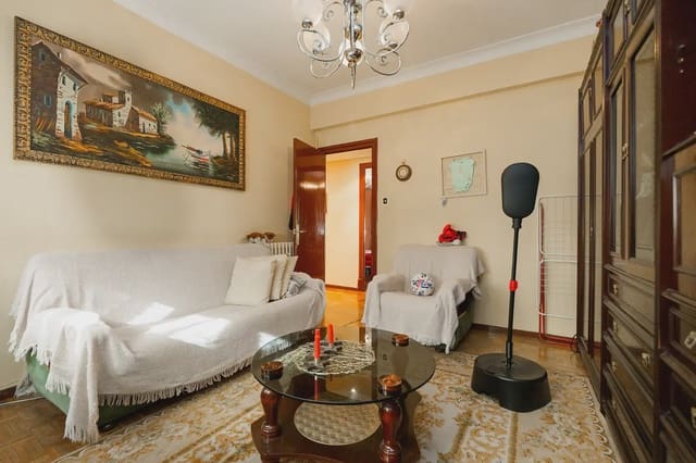2 quarto Apartamento para venda em Vitoria-Gasteiz - 100 087 € (Ref: 9981211)