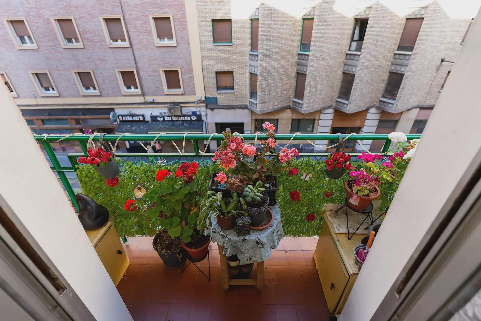 Piso de 2 habitaciones en Vitoria-Gasteiz en venta - 100.087 € (Ref: 9981211)