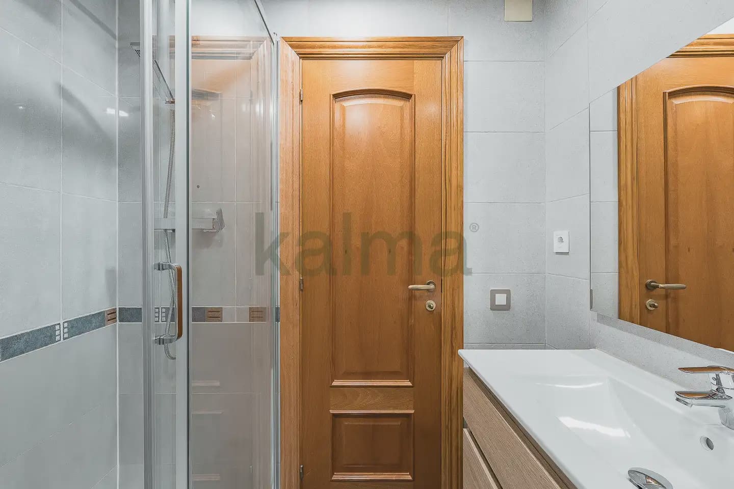 3 soveværelse Lejlighed til salg i Barcelona by - € 228.071 (Ref: 9981218)