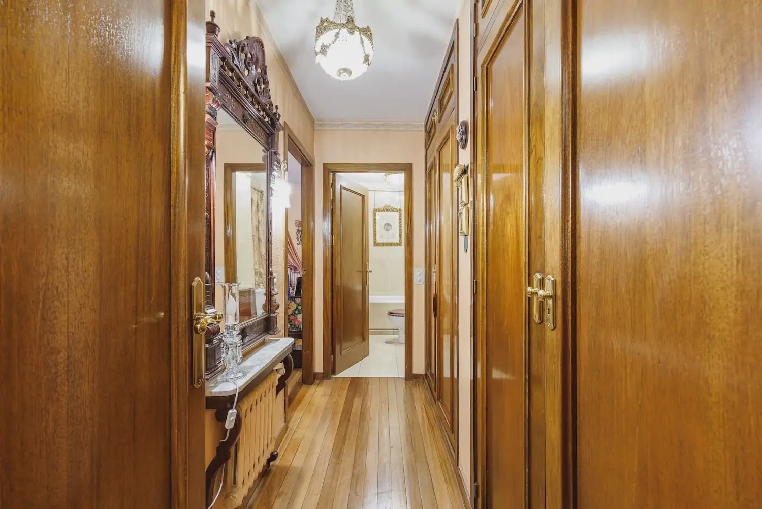 5 chambre Appartement à vendre à Santiago de Compostela avec garage - 640 000 € (Ref: 9981222)