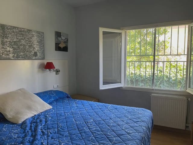2 bedroom Villa for sale in Cubelles with garage - € 115,000 (Ref: 9981224)