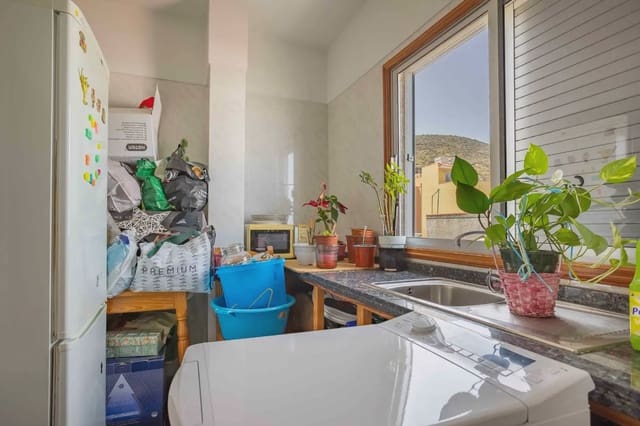 2 chambre Appartement à vendre à San Cristóbal de La Laguna avec garage - 123 612 € (Ref: 9981226)