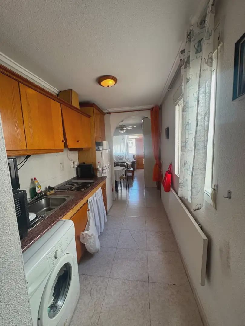 1 soveværelse Penthouse til salg i Torrevieja - € 70.000 (Ref: 9981227)