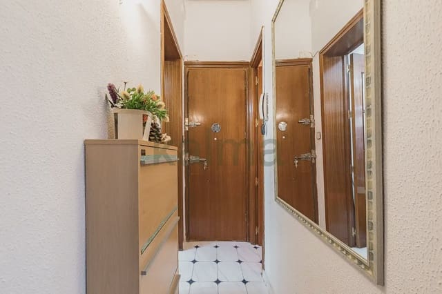 2 sypialnia Mieszkanie na sprzedaż w Embajadores, Miasto Madryt - 200 000 € (Ref: 9981273)
