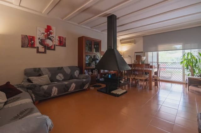 4 Zimmer Villa zu verkaufen in San Antonio de Benagéber mit Pool Garage - 249.342 € (Ref: 9984158)